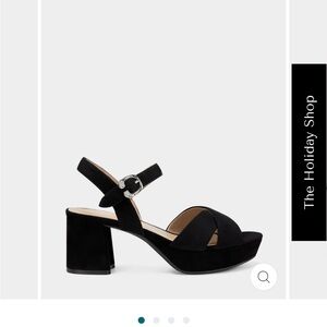 AEROSOLES Black Platform Sandals